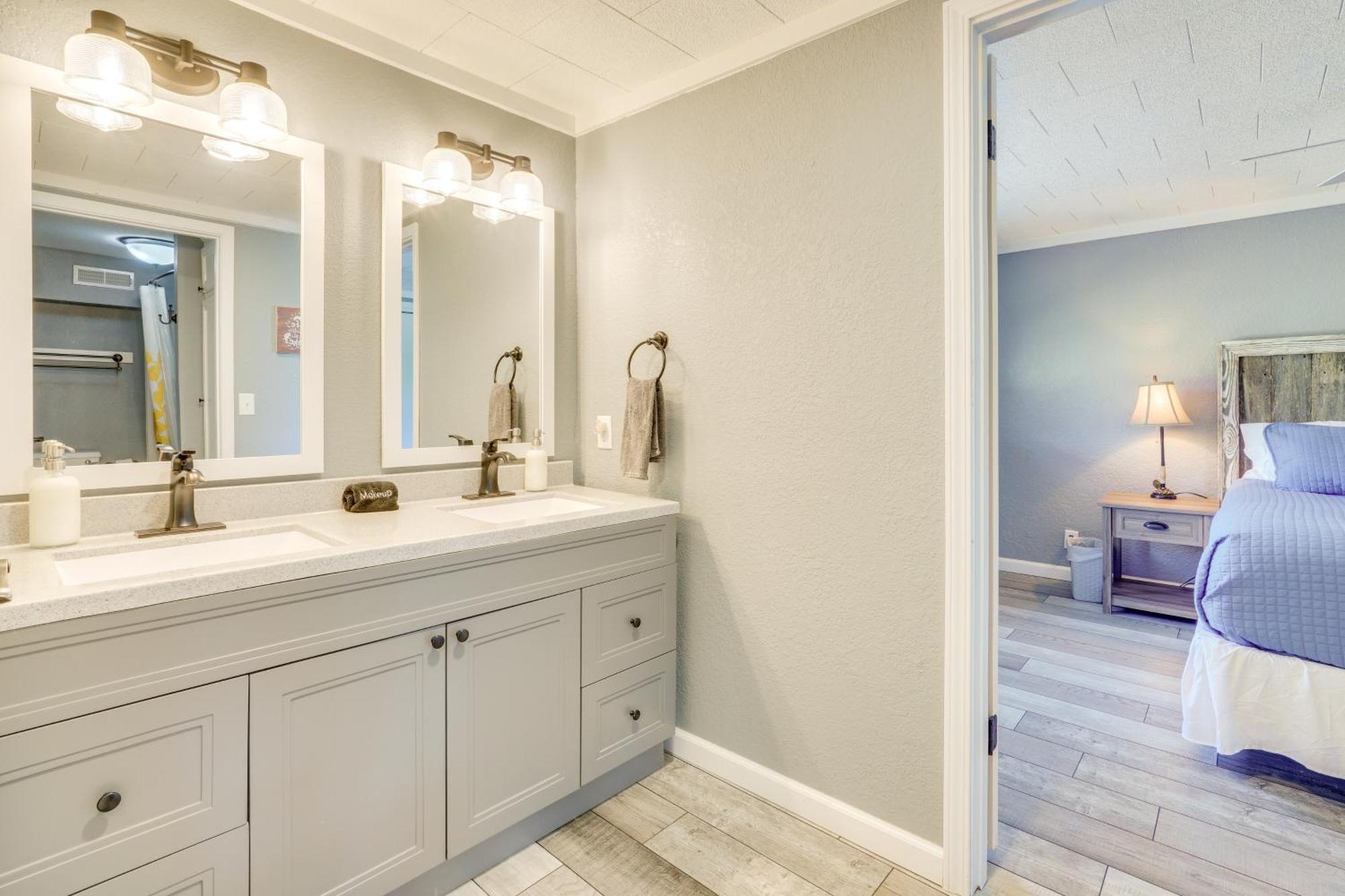 Howe Retreat With Fire Pit And Private Boat Dock! Exteriér fotografie
