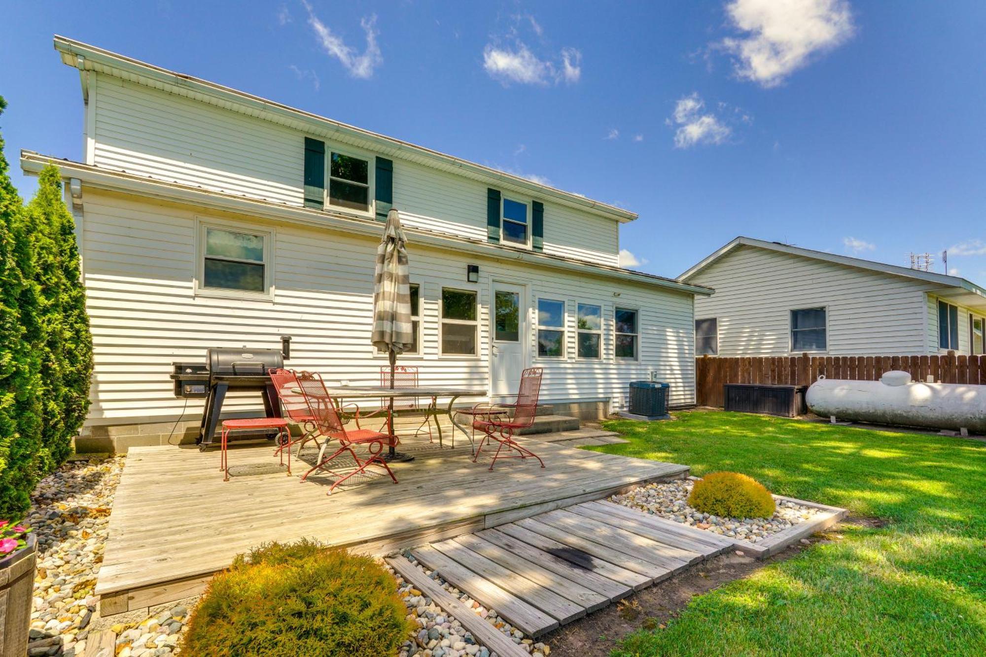 Howe Retreat With Fire Pit And Private Boat Dock! Exteriér fotografie